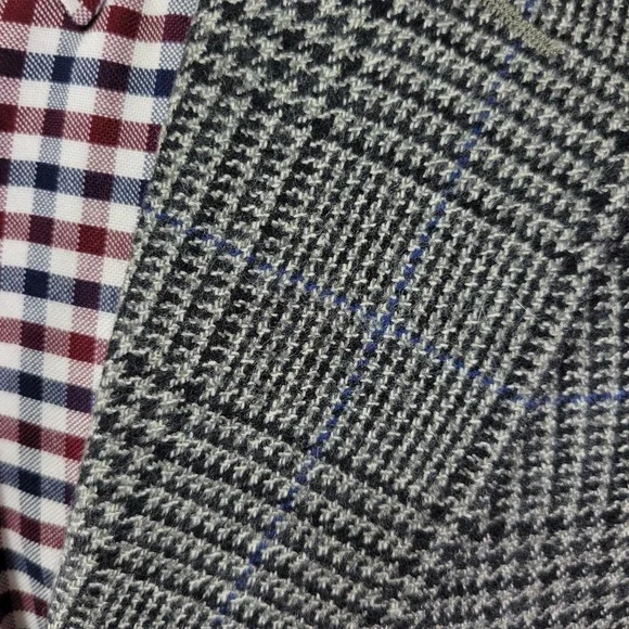 Haggar‎ Men's Sport Coat Blazer Two Button Gray Plaid Lambs Wool Size 42L